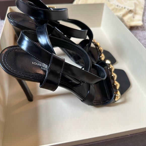 Louis Vuitton Leather Slingback Sandals, Black, Size 39 - Picture 3 of 5